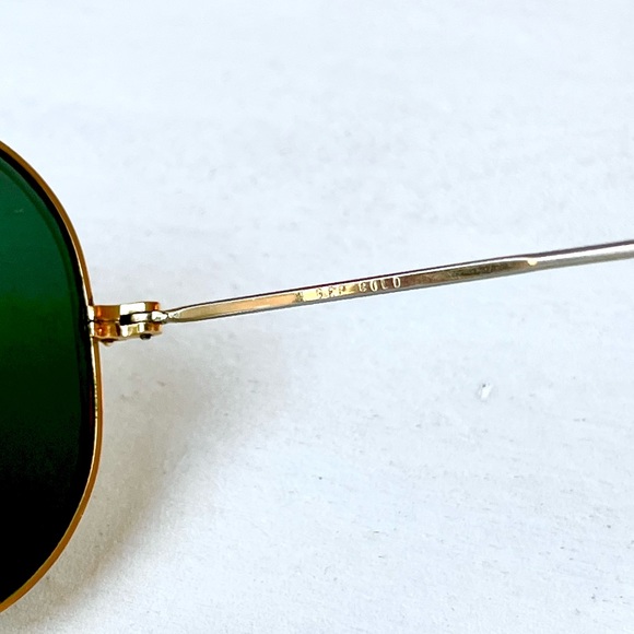 1980s Ray-Ban Aviator Sunglasses - Picture 4 of 5